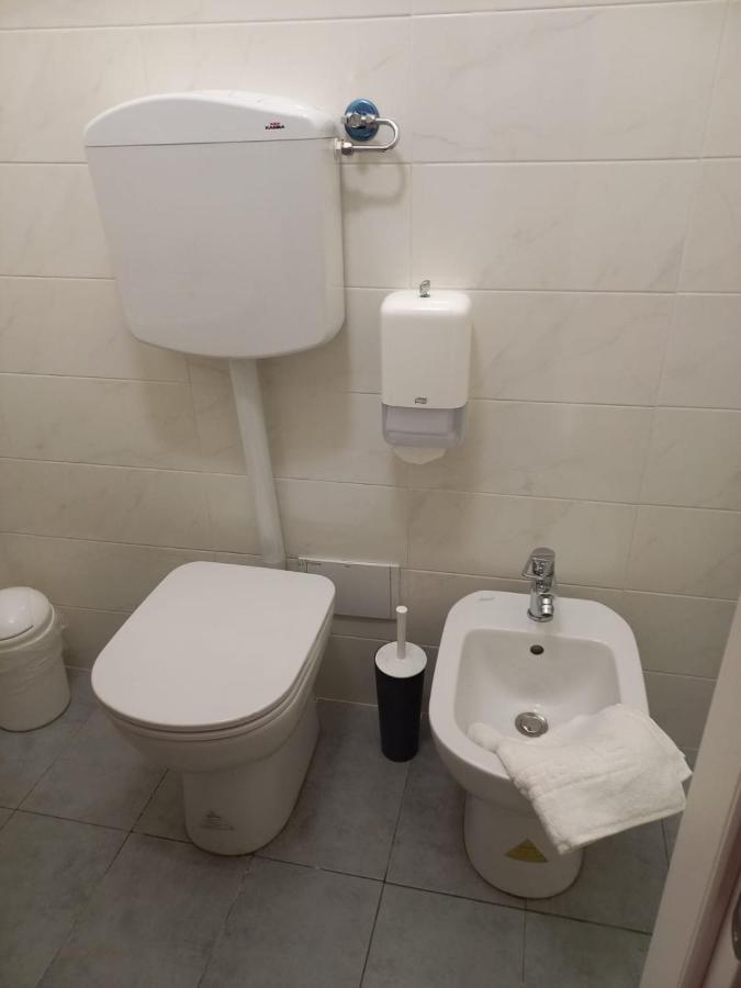 1-Tourist House Bologna-Cefalonia - Self Check-In מראה חיצוני תמונה